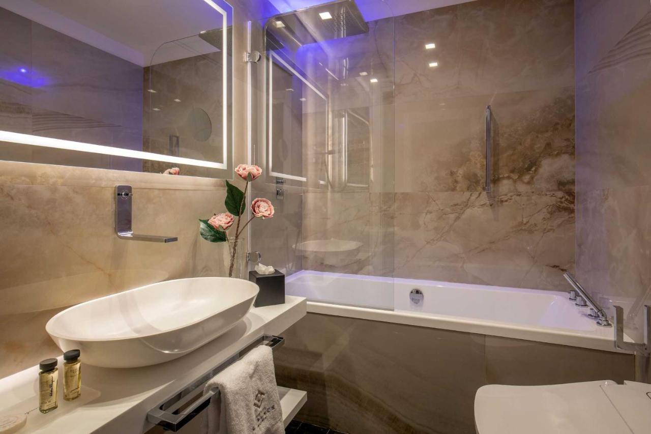 Hotel La Place Roma エクステリア 写真